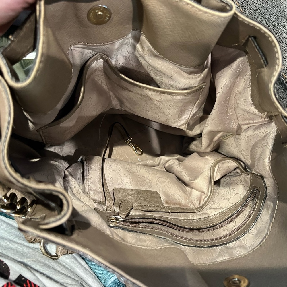 Michael Kors Saffiano Leather Large Hamilton Satchel Tote - Picture 7 of 10